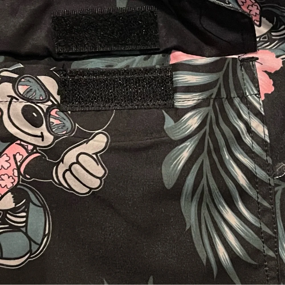 Disney Swim Shorts Mickey Mouse Hawaiian Bathing Suit Neff Men’s Size XL NEW - Picture 6 of 13